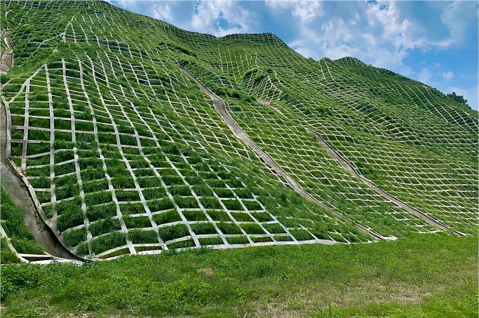 地すべり等防止法とは